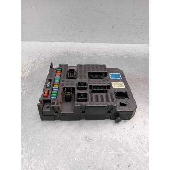 CAJA RELES / FUSIBLES 9659285380 16HDI 2006