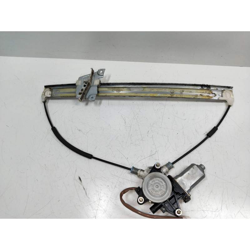 Recambio de elevalunas delantero derecho para mazda premacy (cp) 2.0 turbodiesel cat referencia OEM IAM 8621003883  5P
