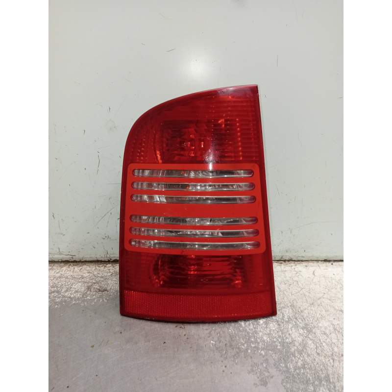 Recambio de piloto trasero izquierdo para skoda octavia berlina (1u2) ambiente referencia OEM IAM 1U9945095B 1U9945111B 