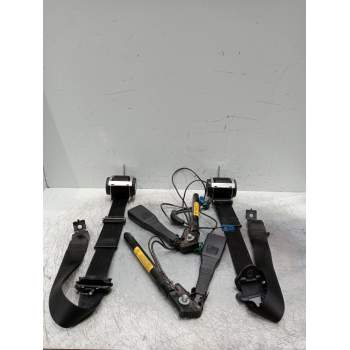 JUEGO CINTURONES DELANTERO 5P 2005
