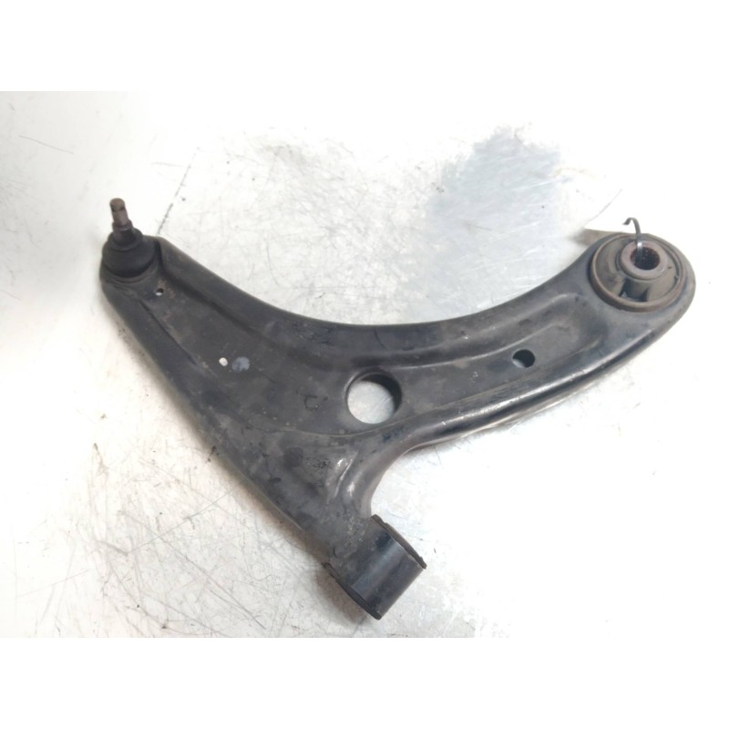 Recambio de brazo suspension inferior delantero derecho para honda jazz (gd1/5) 1.4 ls referencia OEM IAM   