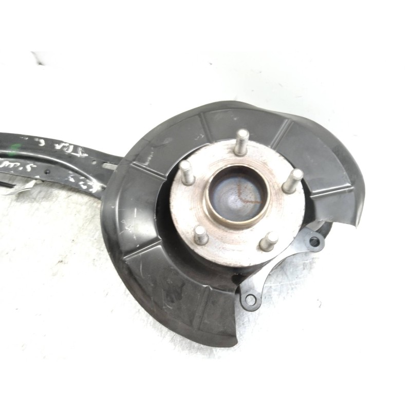 Recambio de mangueta trasera derecha para volvo c30 2.5 20v turbo cat referencia OEM IAM   