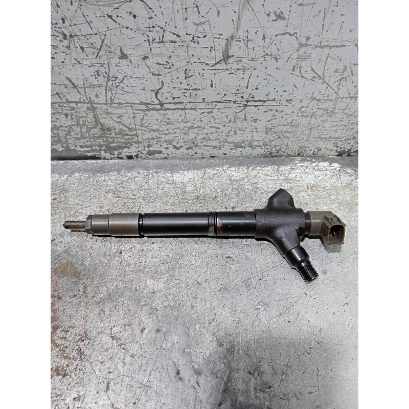 Recambio de inyector para toyota auris active referencia OEM IAM 2367026070 DENSO 2010