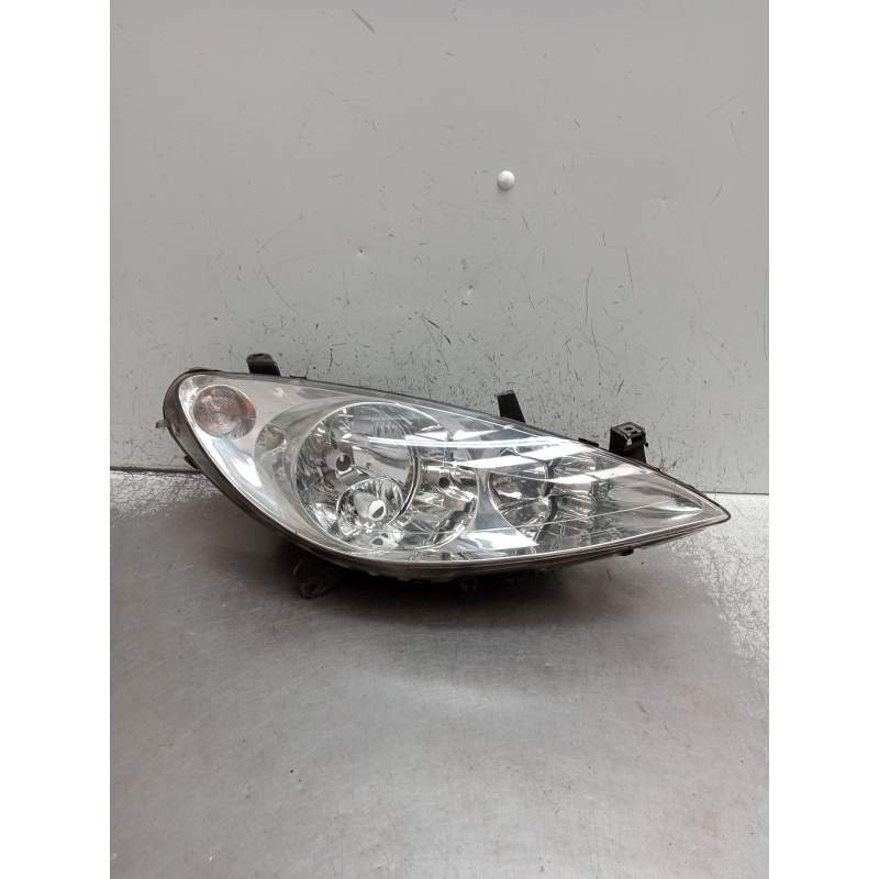 Recambio de faro derecho para peugeot 307 cc (3b) 1.6 16v referencia OEM IAM 9634369480 89309085 2003
