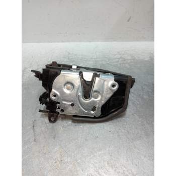 MOTOR CIERRE CENTRALIZADO DELANTERO DERECHO 7318416 5P