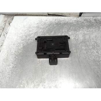 CAJA RELES / FUSIBLES 8201054129 20083091 00028597 BCML2CR