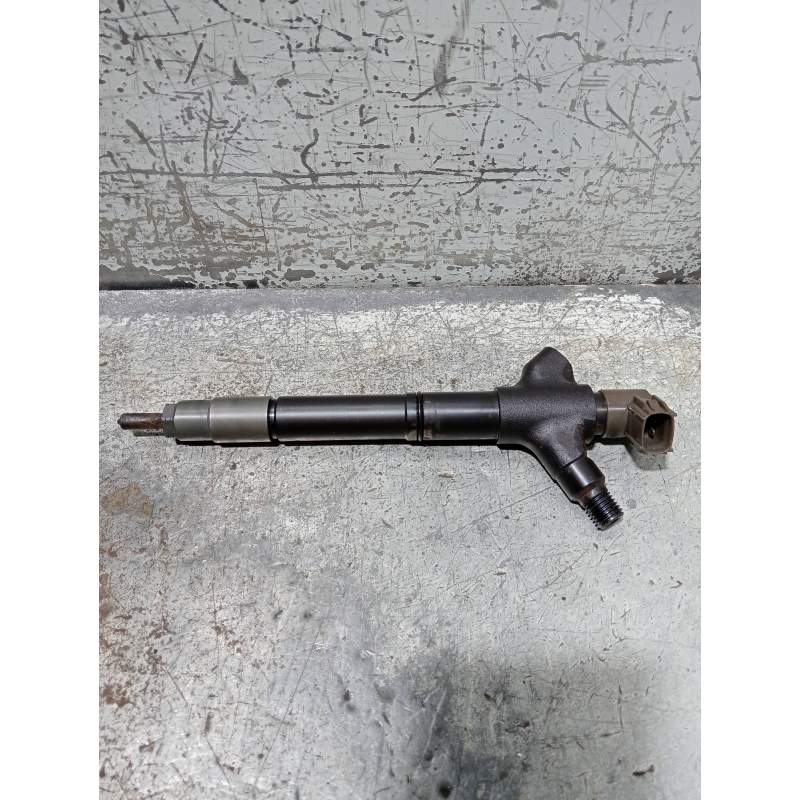 Recambio de inyector para toyota auris active referencia OEM IAM 2367026070 DENSO 2010