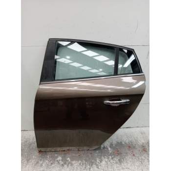 PUERTA TRASERA IZQUIERDA 5P 