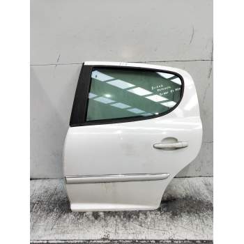 PUERTA TRASERA IZQUIERDA 5P 2009