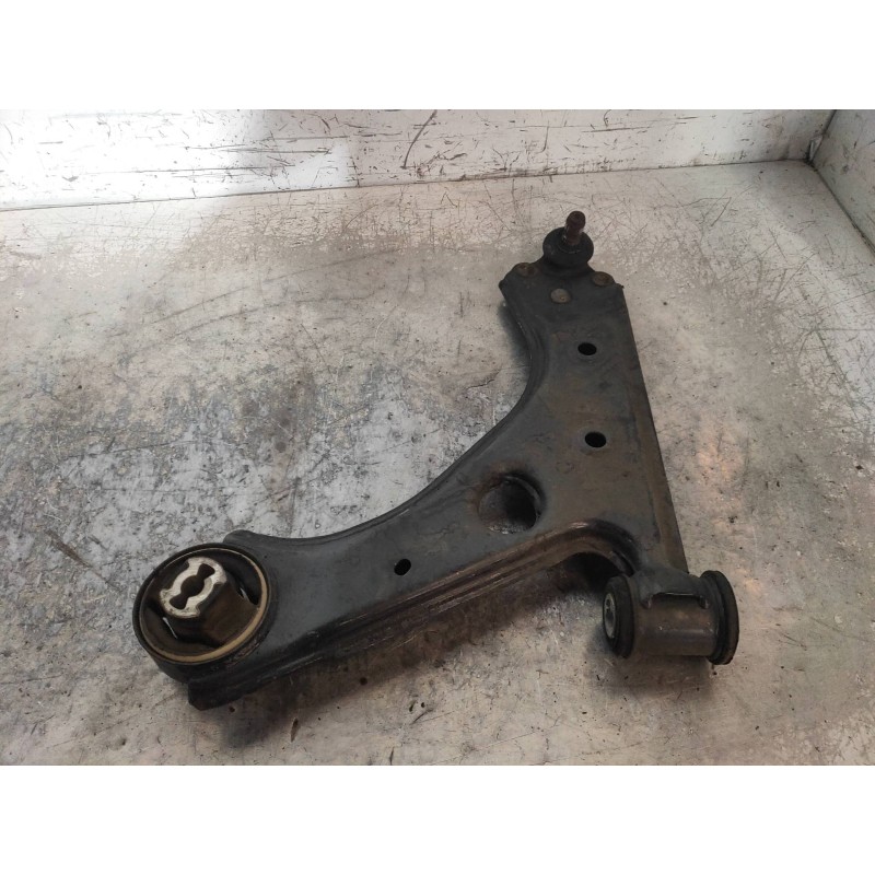 Recambio de brazo suspension inferior delantero izquierdo para fiat fiorino básico referencia OEM IAM   