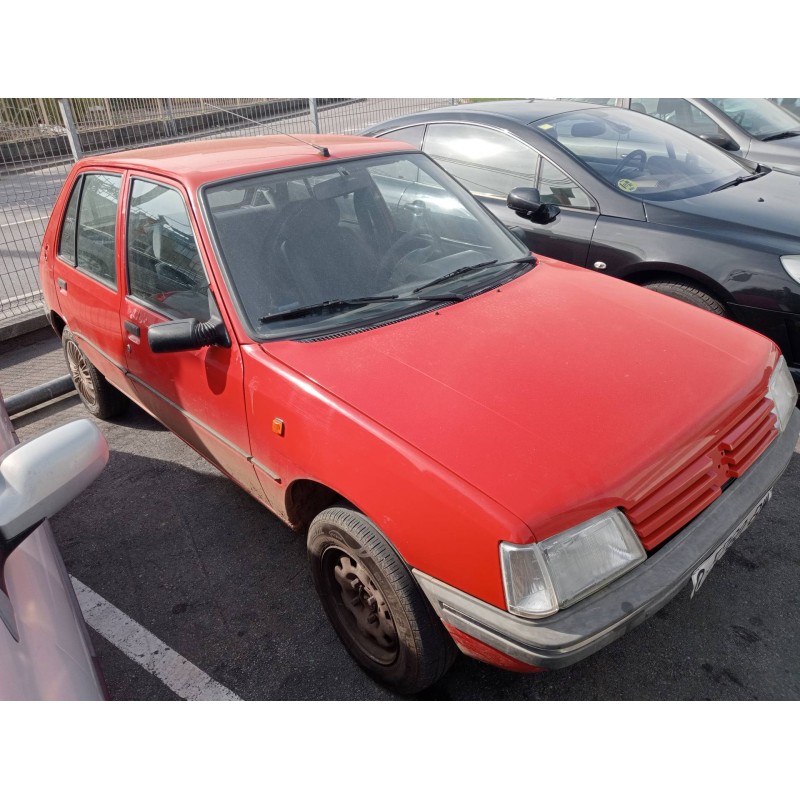 peugeot 205 berlina del año 1997