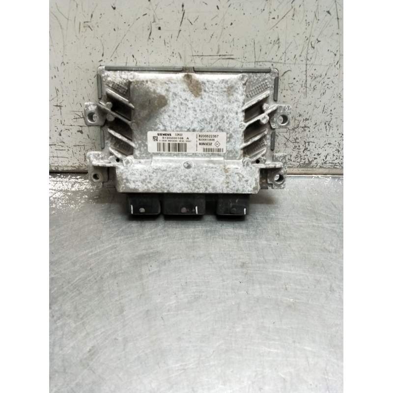 Recambio de centralita motor uce para renault clio iii exception referencia OEM IAM 8200522357 8200510536 S120200105A