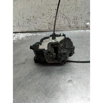 MOTOR CIERRE CENTRALIZADO DELANTERO DERECHO 5P 05
