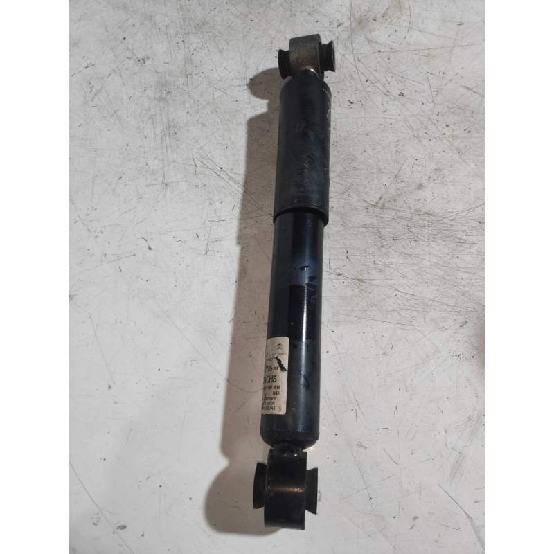 Recambio de amortiguador trasero izquierdo para peugeot 5008 allure referencia OEM IAM 9807773580 16HDI 2012