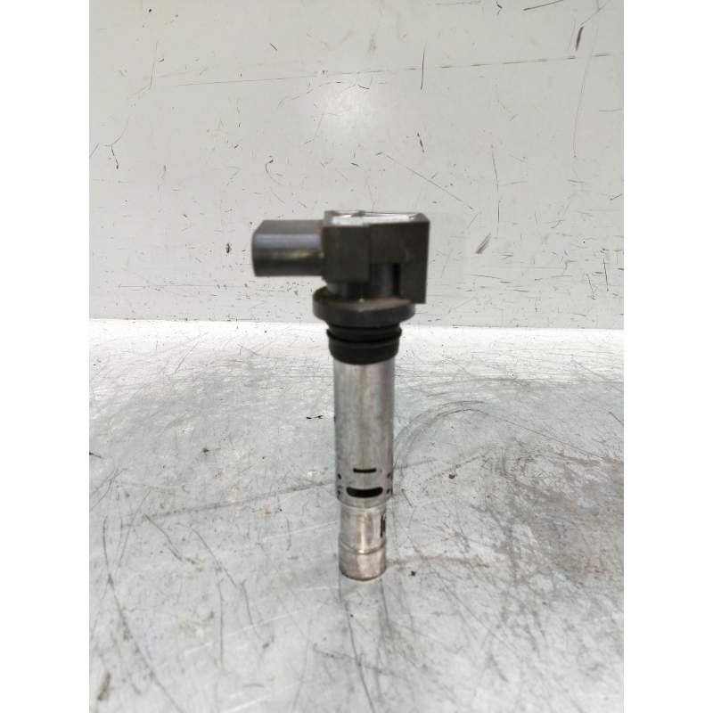 Recambio de bobina encendido para volkswagen polo iv (9n_, 9a_) 1.4 16v referencia OEM IAM 0986221023 14G 2005