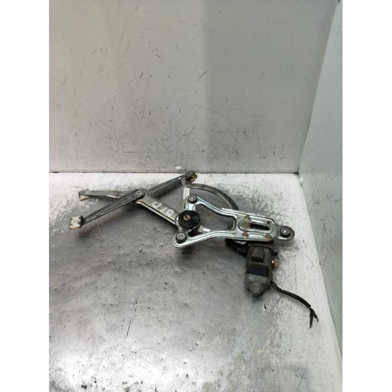 Recambio de elevalunas delantero derecho para mercedes-benz clase e (w124) berlina referencia OEM IAM  4P 1989