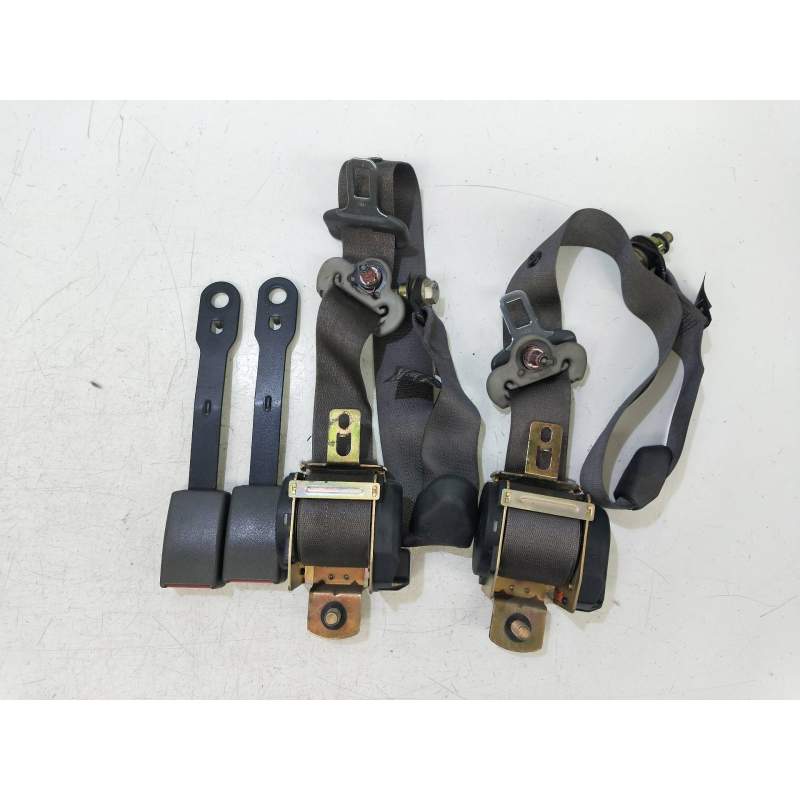 Recambio de juego cinturones delantero para mg serie 600 (rh) 2.0 turbodiesel referencia OEM IAM   4P