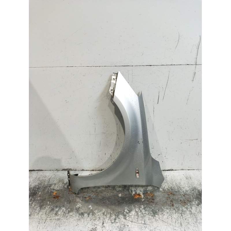 Recambio de aleta delantera izquierda para kia cee´d hatchback (ed) 1.6 referencia OEM IAM   2006