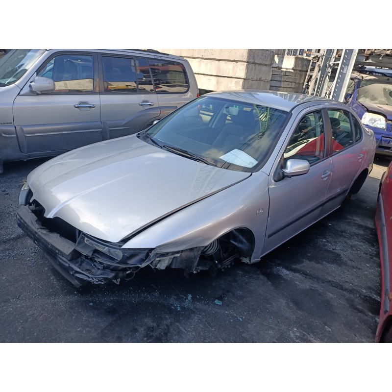 seat toledo (1m2) del año 2001