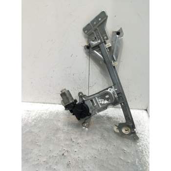ELEVALUNAS TRASERO DERECHO 400774T1 5P 2001