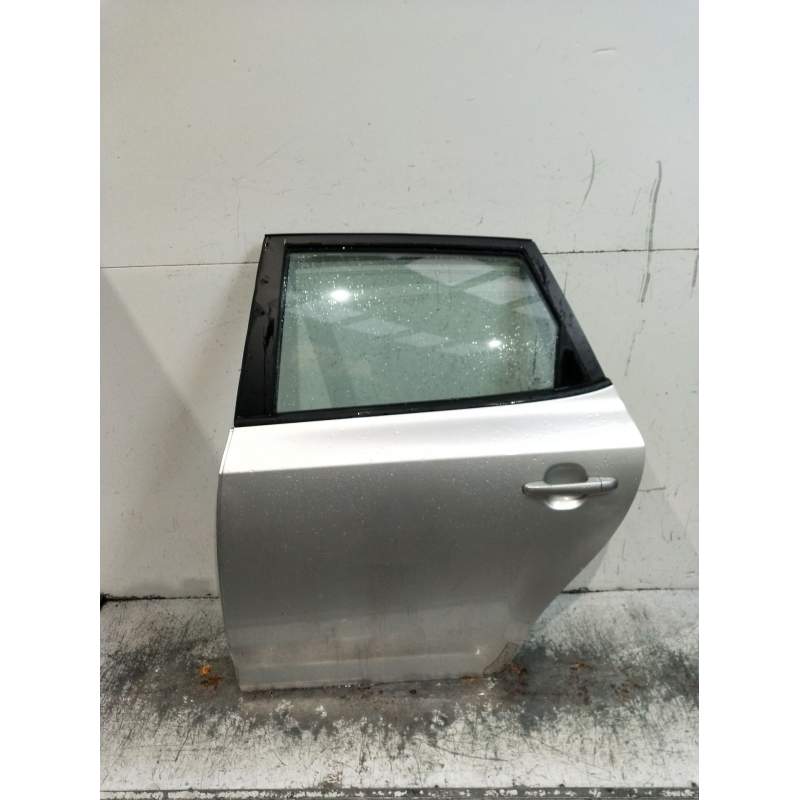 Recambio de puerta trasera izquierda para kia cee´d hatchback (ed) 1.6 referencia OEM IAM  5P 2006