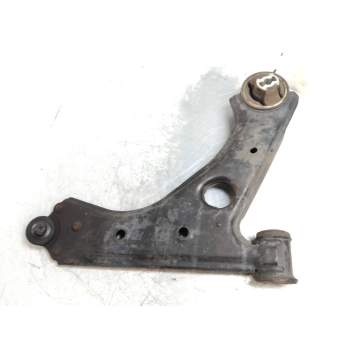 BRAZO SUSPENSION INFERIOR DELANTERO DERECHO 13HDI 2010