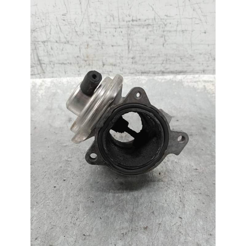 Recambio de valvula egr para volkswagen polo (9n3) advance referencia OEM IAM 045129637A 14TDI 2005