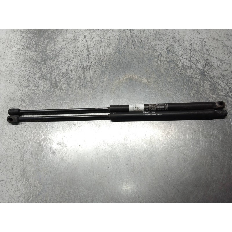 Recambio de amortiguadores capo para fiat stilo (192) 1.2 16v referencia OEM IAM 46784590  0250N