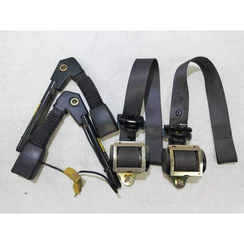 Recambio de juego cinturones delantero para land rover freelander (ln) 2.0 td4 cat referencia OEM IAM  3P 2001