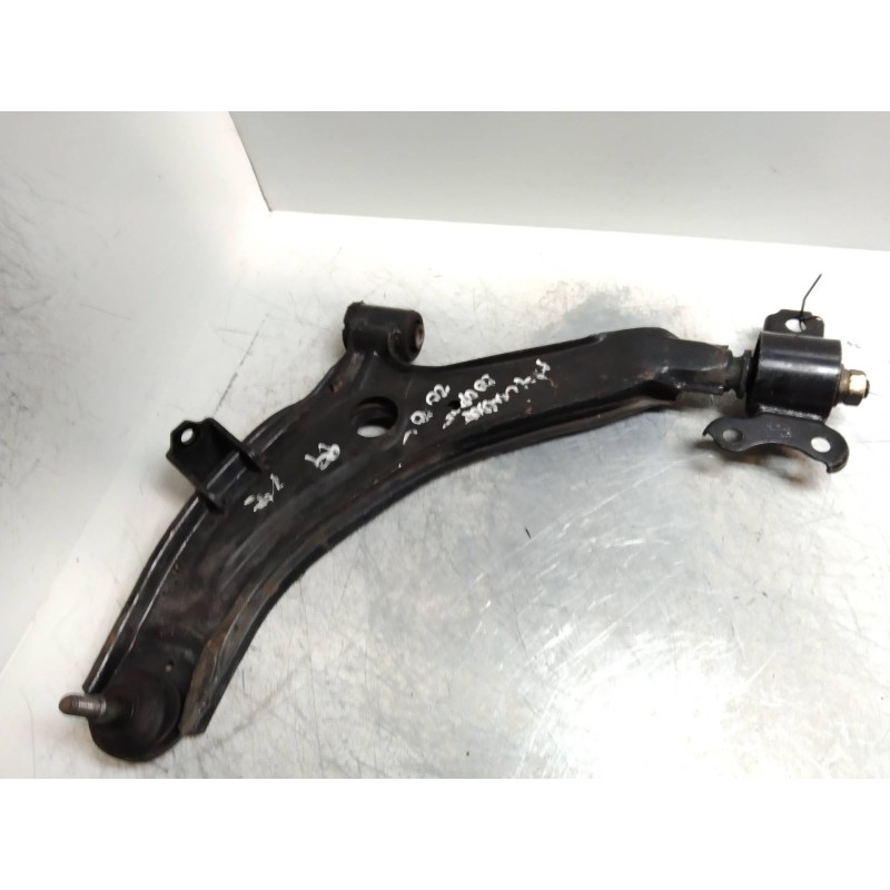 Recambio de brazo suspension inferior delantero izquierdo para hyundai coupe (rd) 2.0 fx referencia OEM IAM   