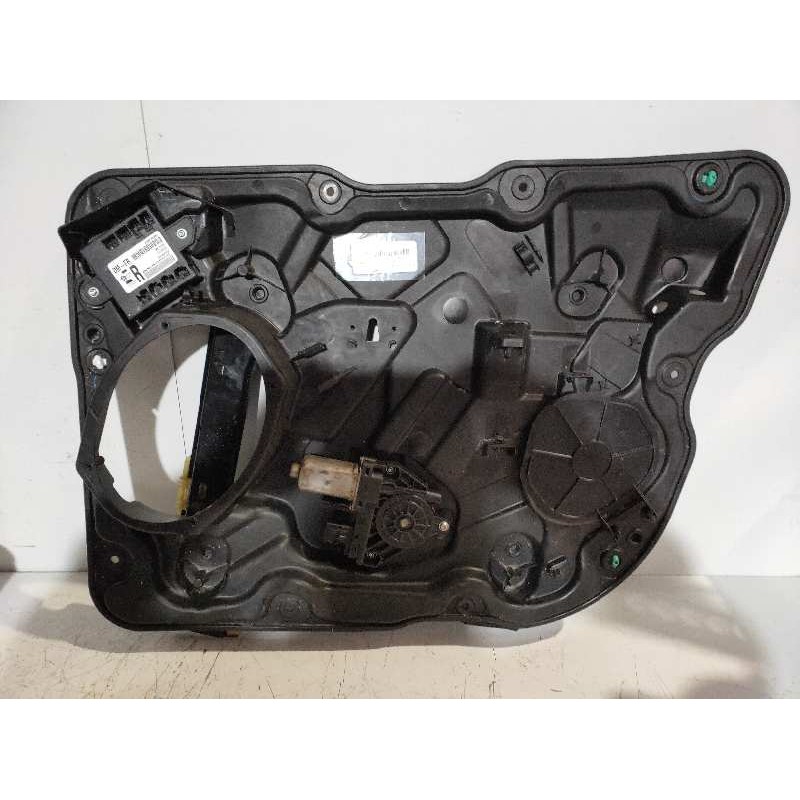 Recambio de elevalunas delantero derecho para jeep gr.cherokee (wk) 3.0 crd limited referencia OEM IAM P683116558AC 28415665 680