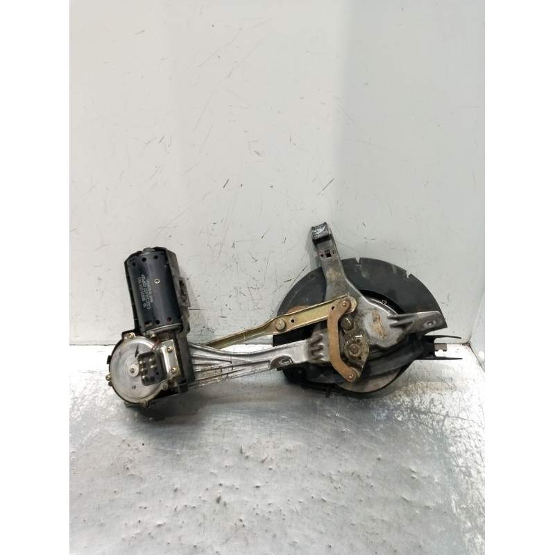Recambio de motor limpia delantero para mercedes-benz clase e (w124) berlina referencia OEM IAM   1989