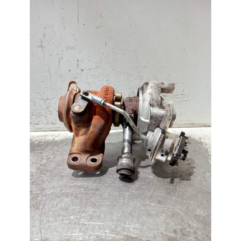 Recambio de turbocompresor para peugeot 207 1.4 hdi referencia OEM IAM 9673283880 14HDI 2009