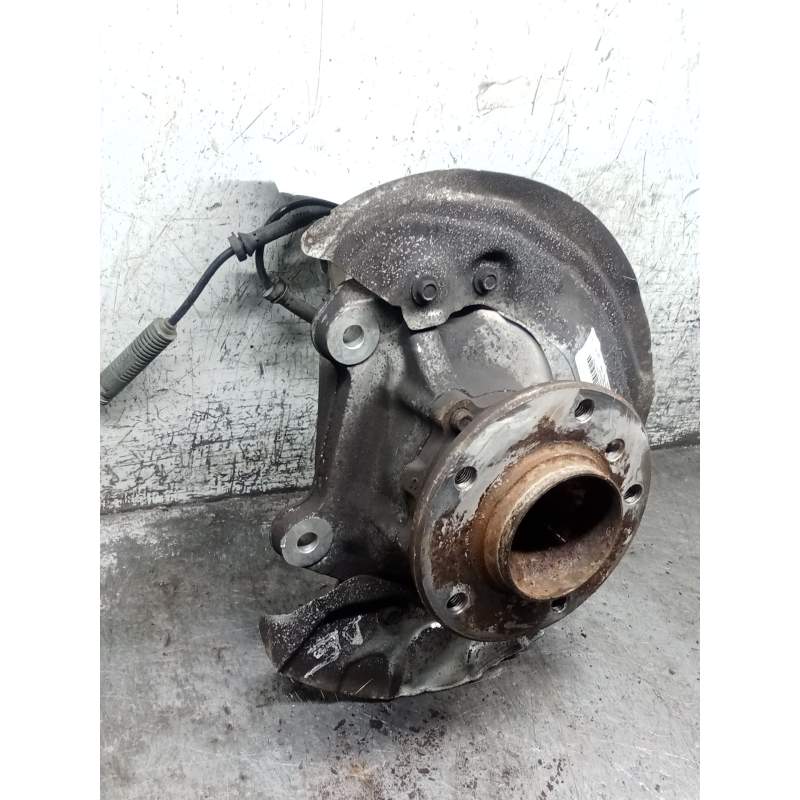 Recambio de mangueta delantera derecha para bmw serie 3 berlina (e90) 318d referencia OEM IAM 3121677321003  