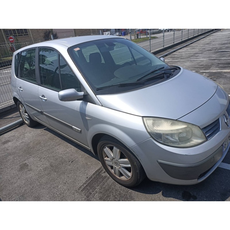 renault scenic ii del año 2005