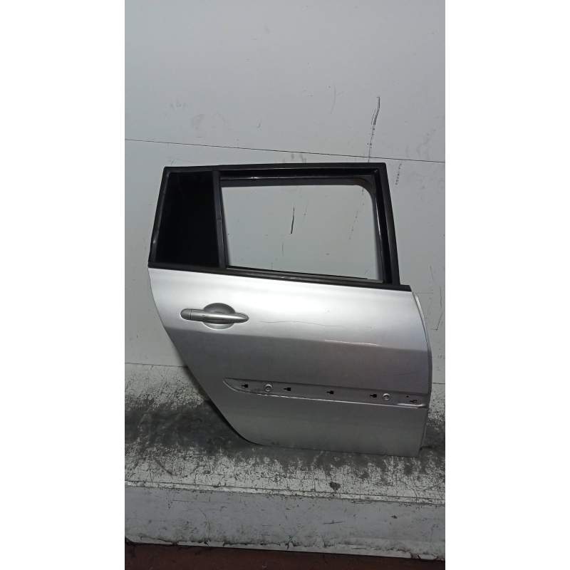 Recambio de puerta trasera derecha para renault megane ii familiar authentique referencia OEM IAM  RANCHERA 2003