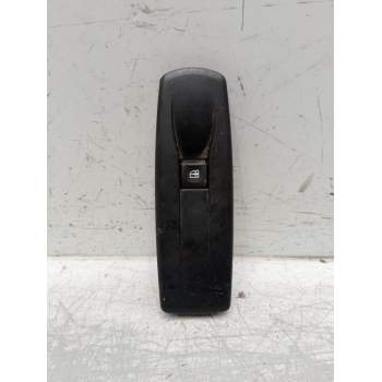 MANDO ELEVALUNAS DELANTERO DERECHO 809600004r 2008
