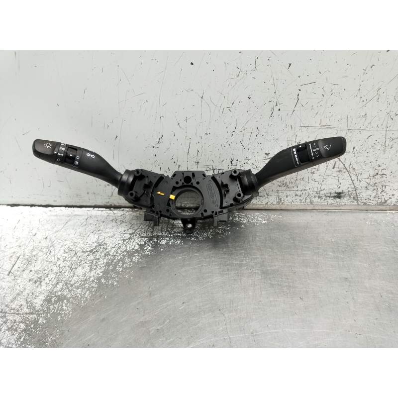 Recambio de mando luces para hyundai ioniq (ae) 1.6 gdi hybrid referencia OEM IAM 93403F2810  