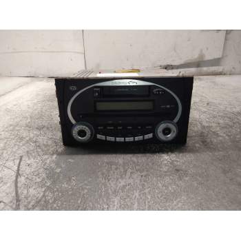 SISTEMA AUDIO / RADIO CD 
