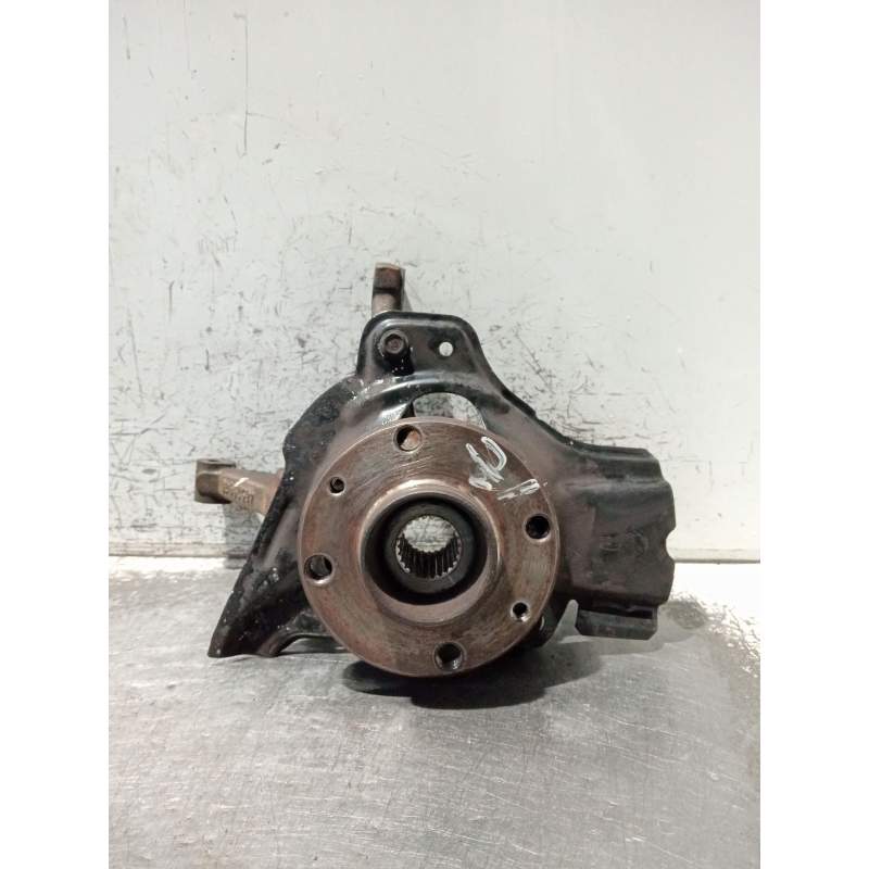 Recambio de mangueta delantera izquierda para fiat punto (188_) 1.3 jtd 16v referencia OEM IAM 46528916  