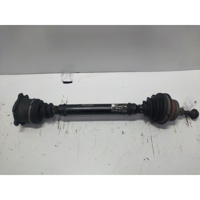 Recambio de transmision delantera derecha para volkswagen passat berlina (3b2) comfortline referencia OEM IAM 8D0407271AJ J1AJ 