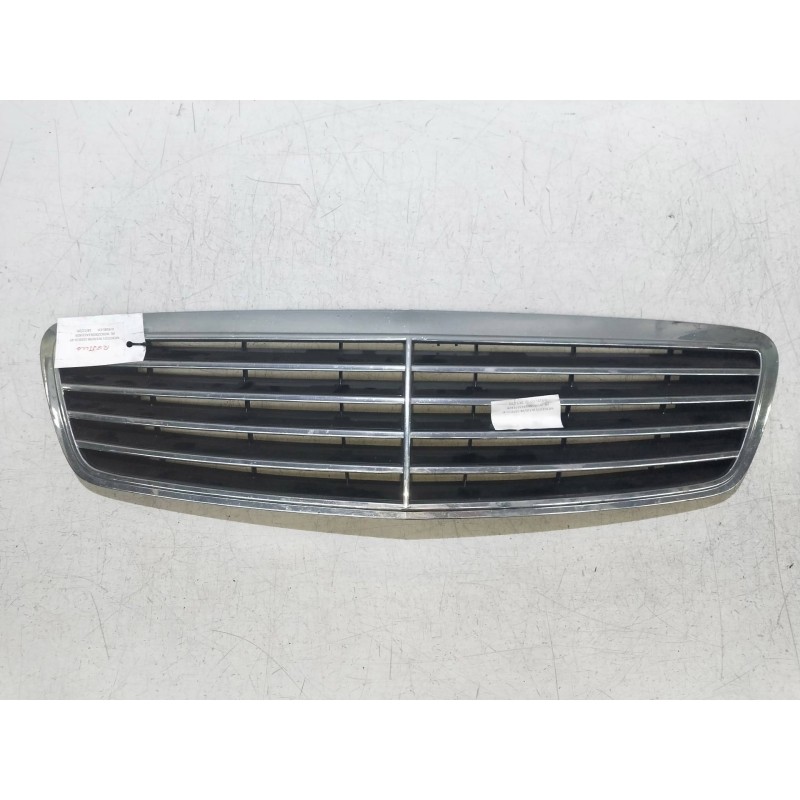 Recambio de rejilla delantera para mercedes clase s (w220) berlina 320 cdi (220.026) referencia OEM IAM   