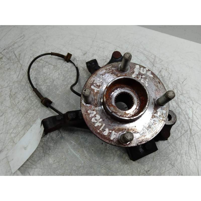 Recambio de mangueta delantera derecha para ford fiesta (ccn) sync edition referencia OEM IAM  10G 2012