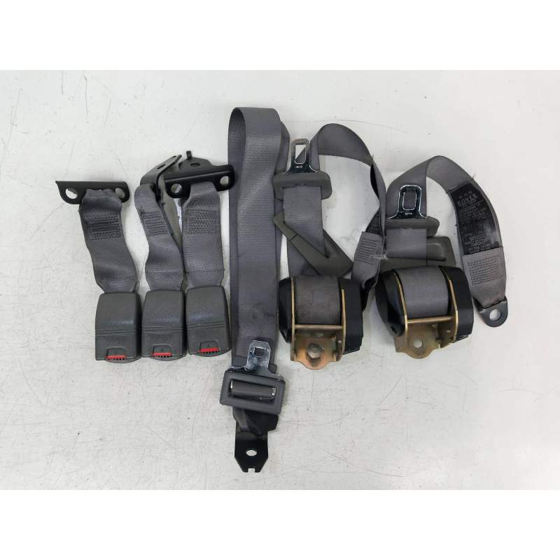 Recambio de juego cinturones trasero para mg serie 800 (rs) referencia OEM IAM   4P