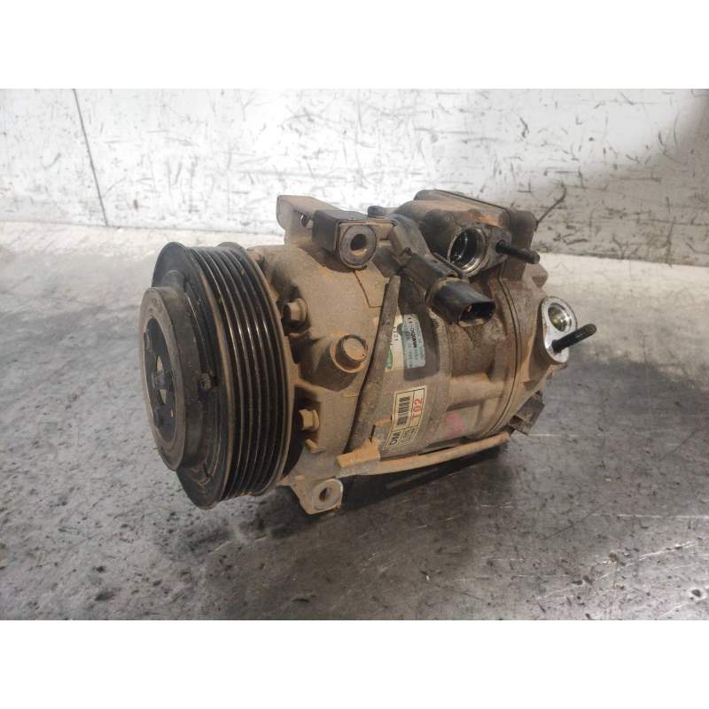 Recambio de compresor aire acondicionado para hyundai santa fe (dm) tecno 4wd referencia OEM IAM F500MMBDC11 977012W000 