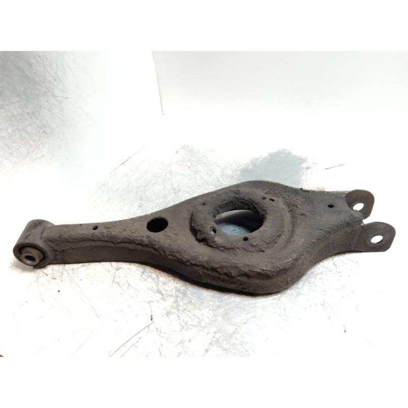 Recambio de brazo suspension inferior trasero derecho para hyundai sonata (nf) 2.4 referencia OEM IAM   