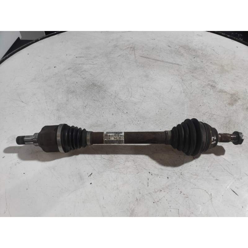 Recambio de transmision delantera izquierda para peugeot 5008 allure referencia OEM IAM 9661107380 16HDI 2012