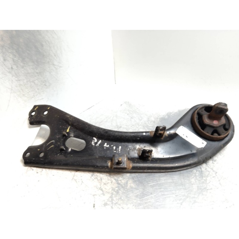 Recambio de brazo suspension inferior trasero izquierdo para hyundai ix35 1.6 cat referencia OEM IAM   