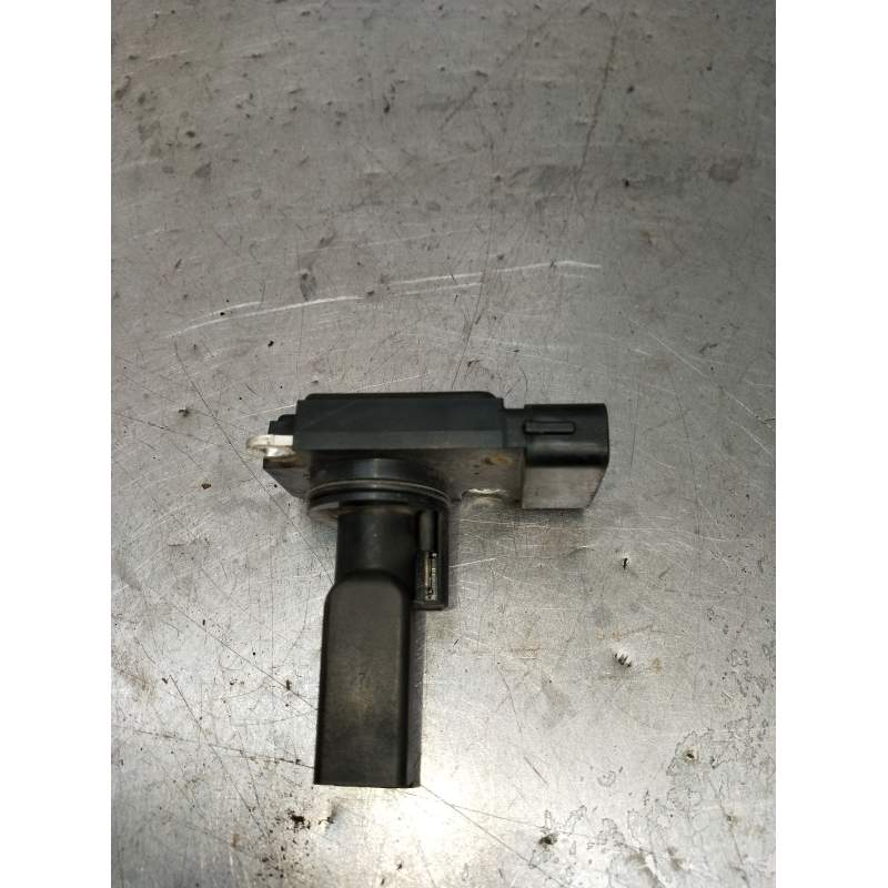 Recambio de caudalimetro para toyota avensis sedán (_t25_) 2.0 d-4d (cdt250_) referencia OEM IAM 2220427010 AFH70M23 2003