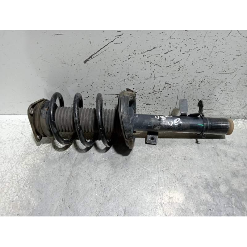 Recambio de amortiguador delantero derecho para ford kuga (cbs) titanium referencia OEM IAM CV6118045ACB  